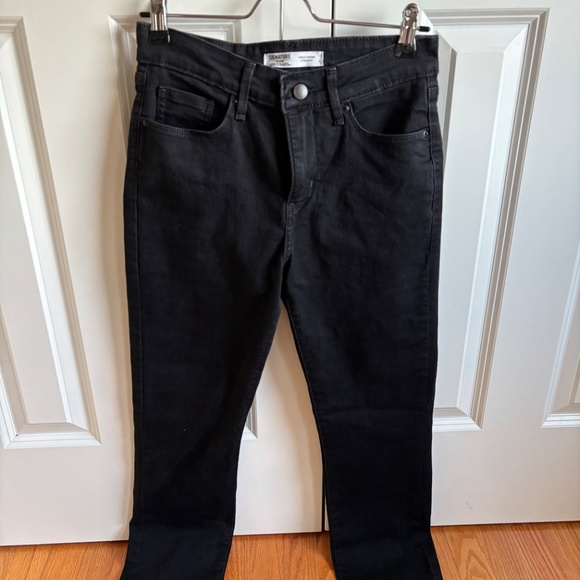 Levi’s Boot Cut Black Jeans Mid Rise - Picture 3 of 4